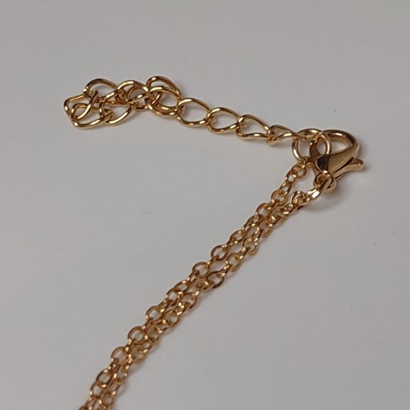 Very Cute Gold Tone Heart Necklace And Earring Set With Pink Stones - Picture 5 of 15